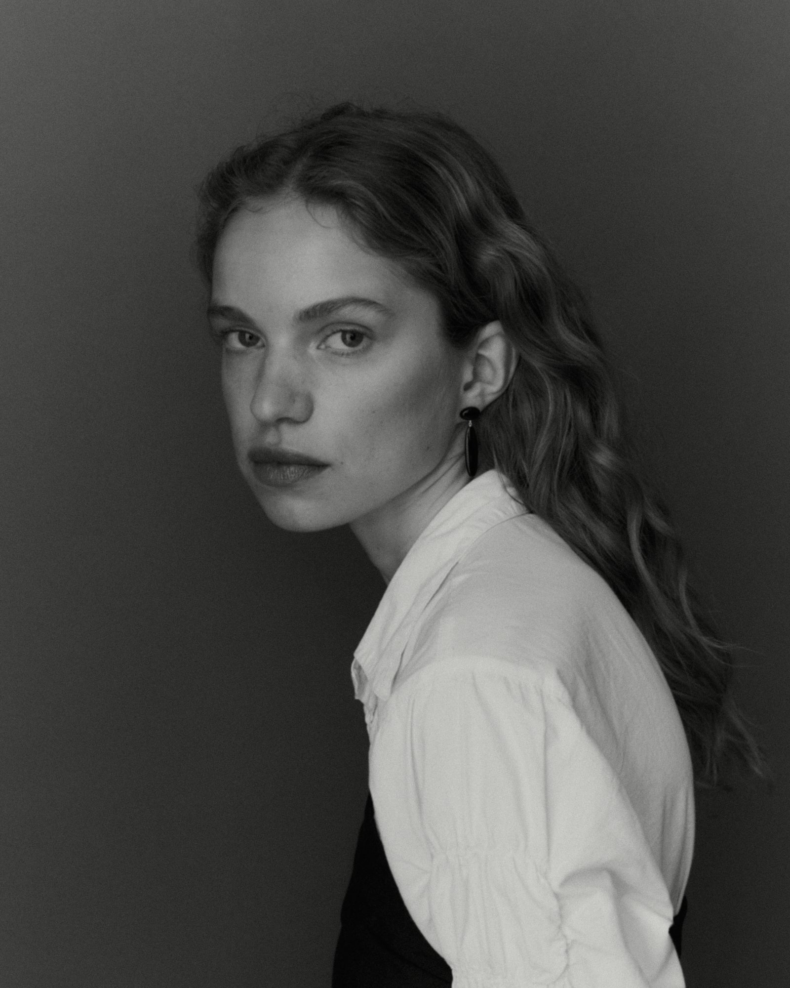 Dagny Long Earrings-2